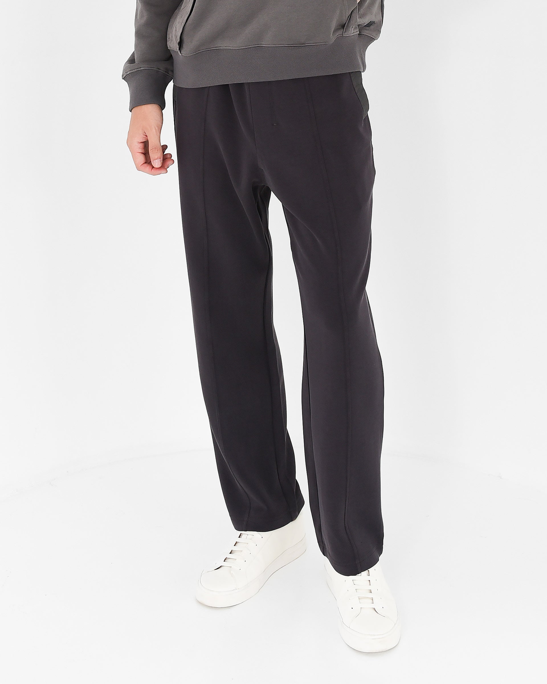 Essential Relaxed Sweatpants