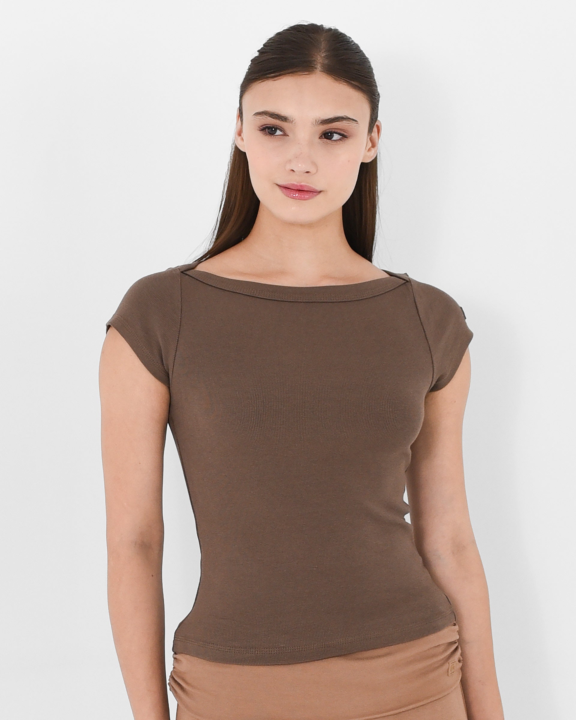 Boat-neck Top
