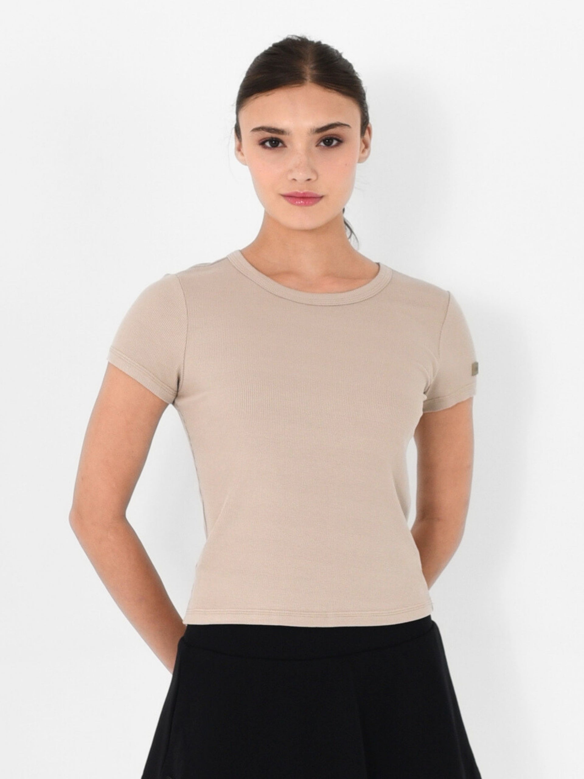 Ribbed Fitted Tee