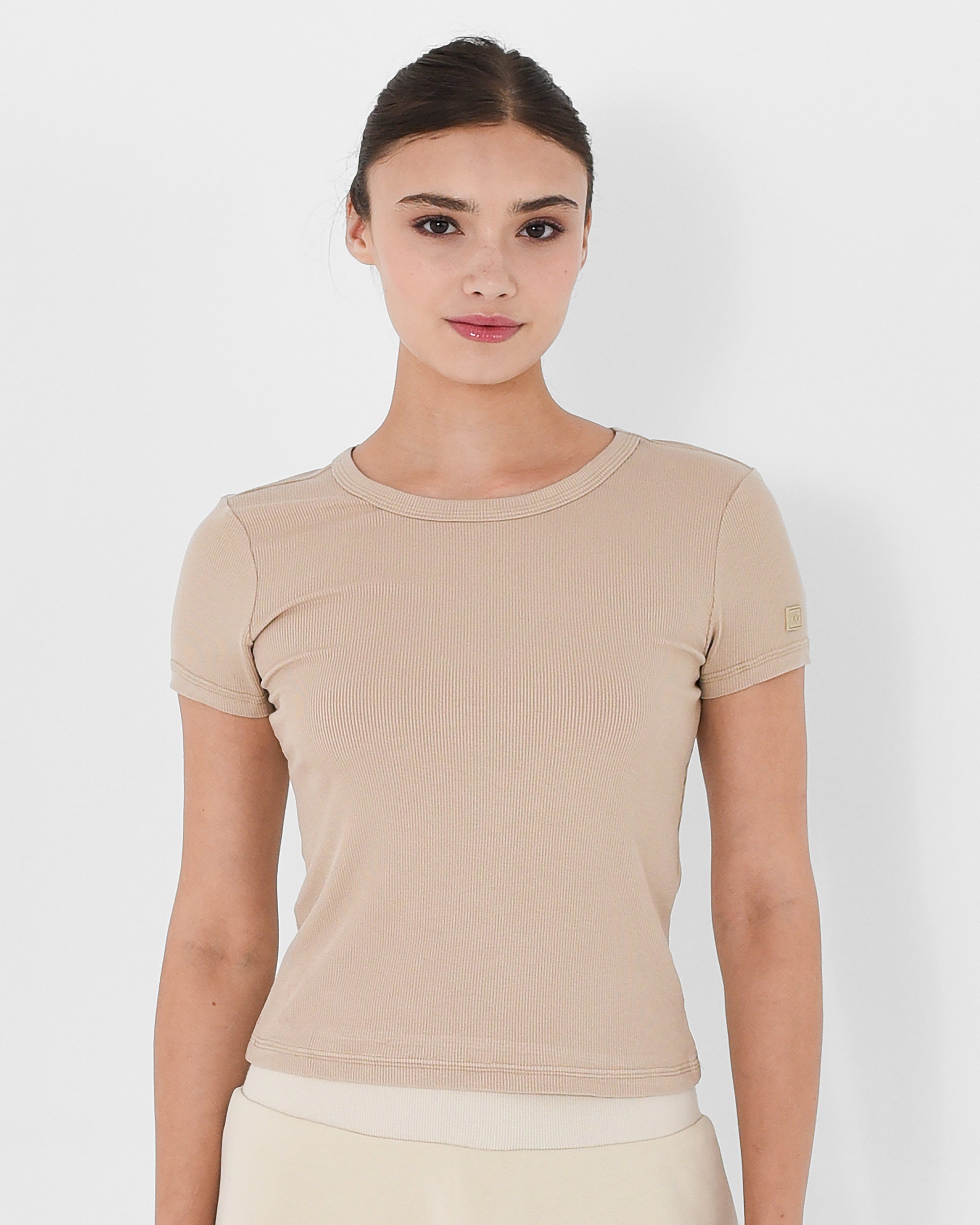 Ribbed Fitted Tee